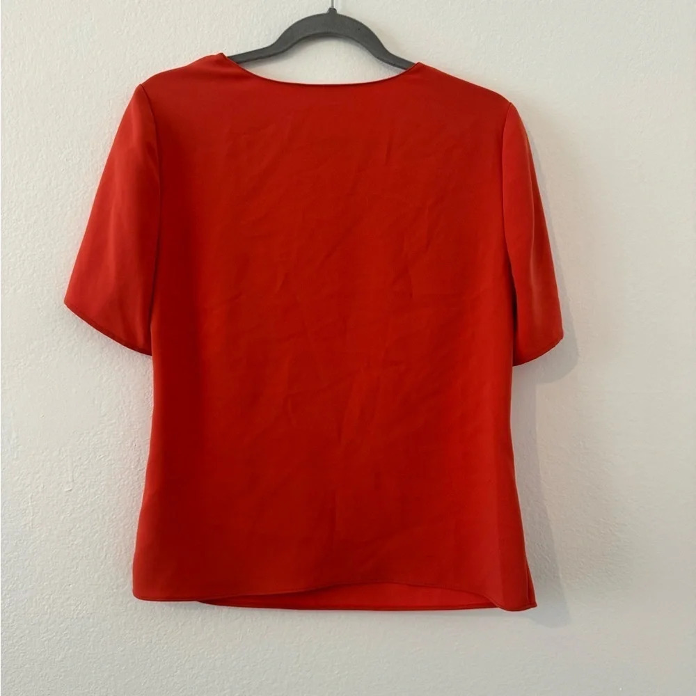 Amanda Uprichard Red Orange Short Sleeve Top Twist Neckline Office Size Small - Picture 2 of 7